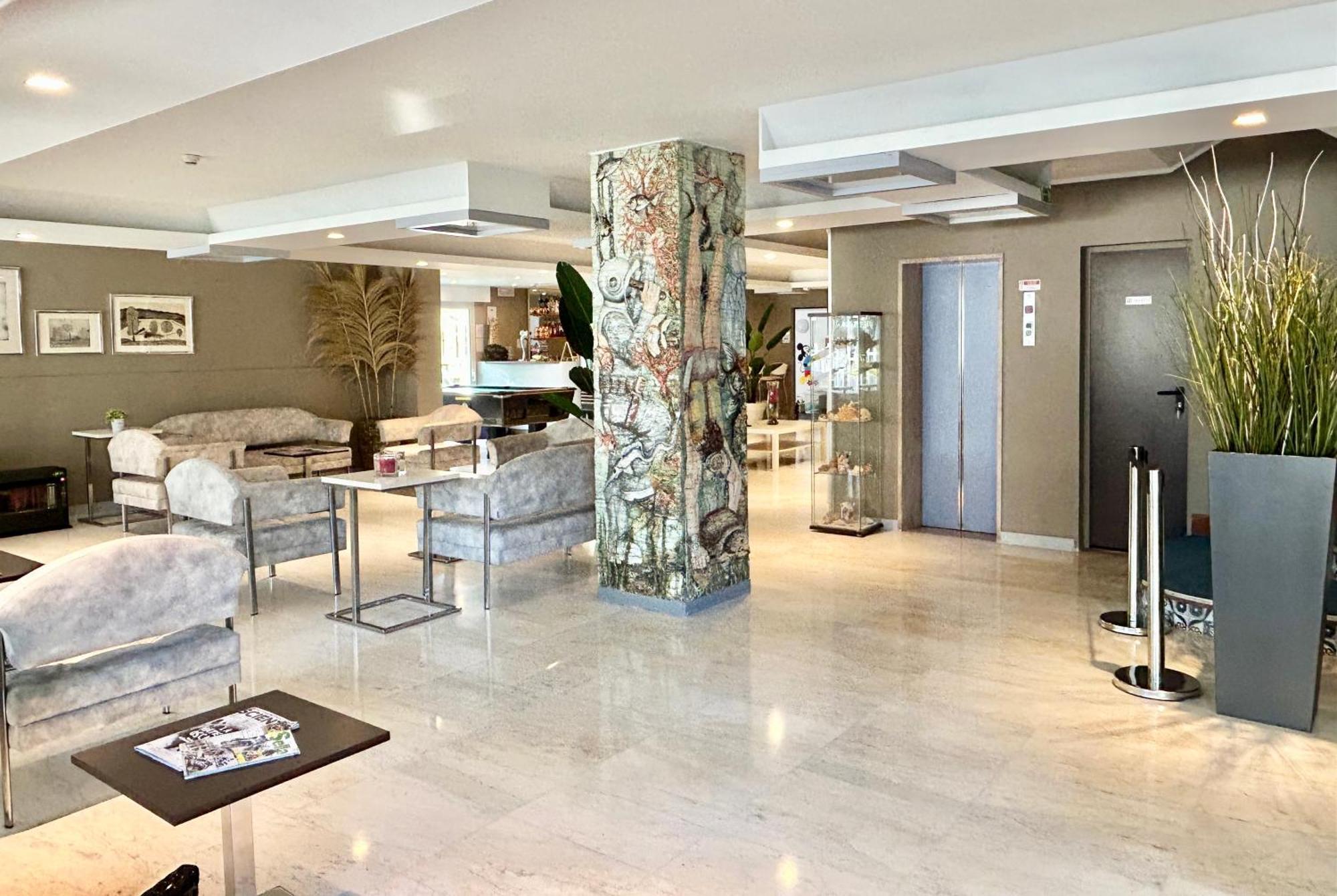 Hotel Pacific Riccione Esterno foto
